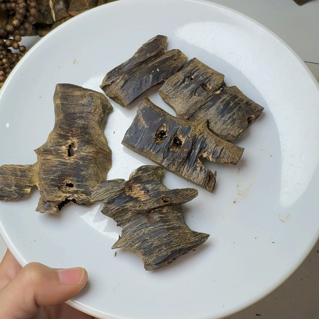 不***抖沉香碎屑沉香海南莺歌绿51克