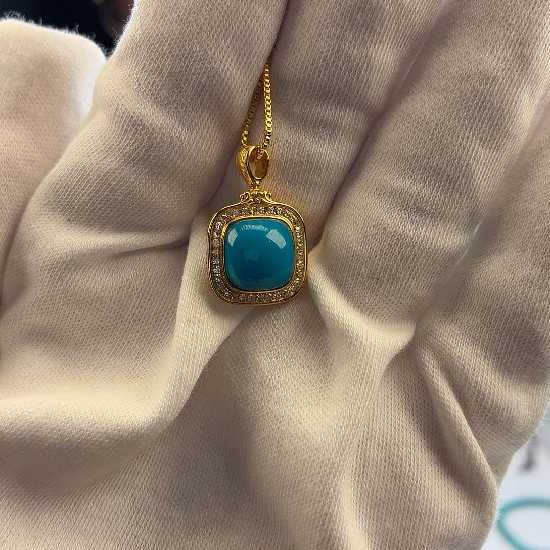 绿松石18K金镶嵌挂件15mm