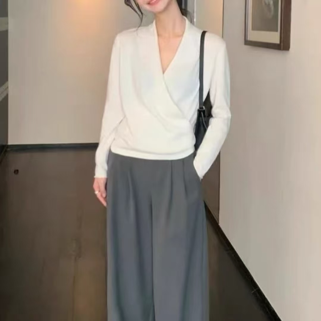 V领设计感女修身型显瘦长袖宽松型毛衣毛针织衫早秋