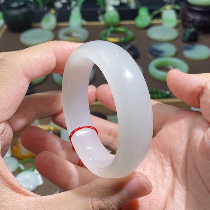 和田玉未镶嵌高冰白玉轮胎镯55圈口65.2克