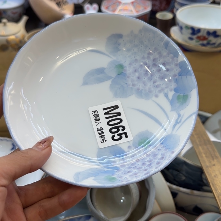 瓷片咩*哈哈哈哈哈哈哈