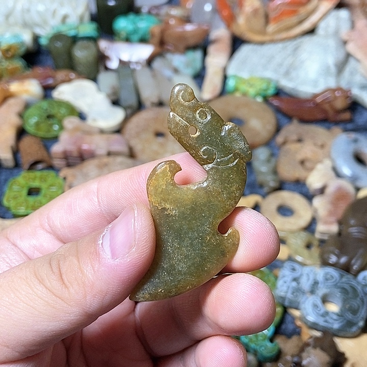 和田玉未镶嵌颈饰106