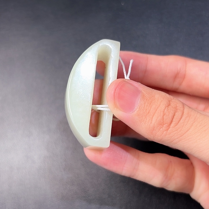 和田玉挂件未镶嵌醉**间