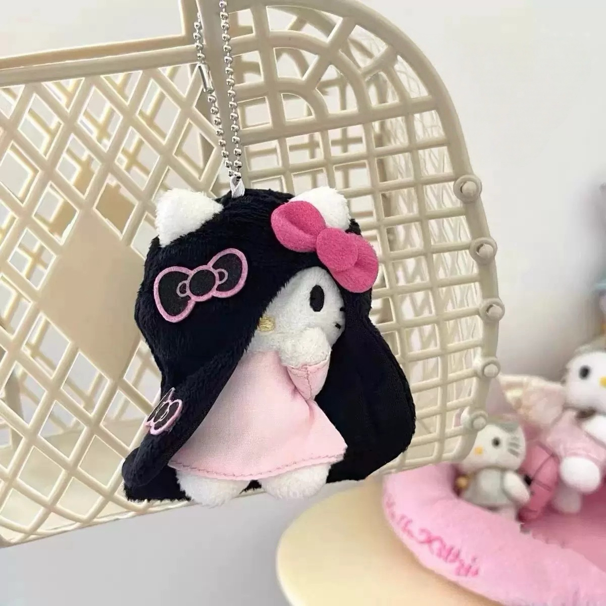 【宝藏库】可爱又可怕的贞子款kitty挂件