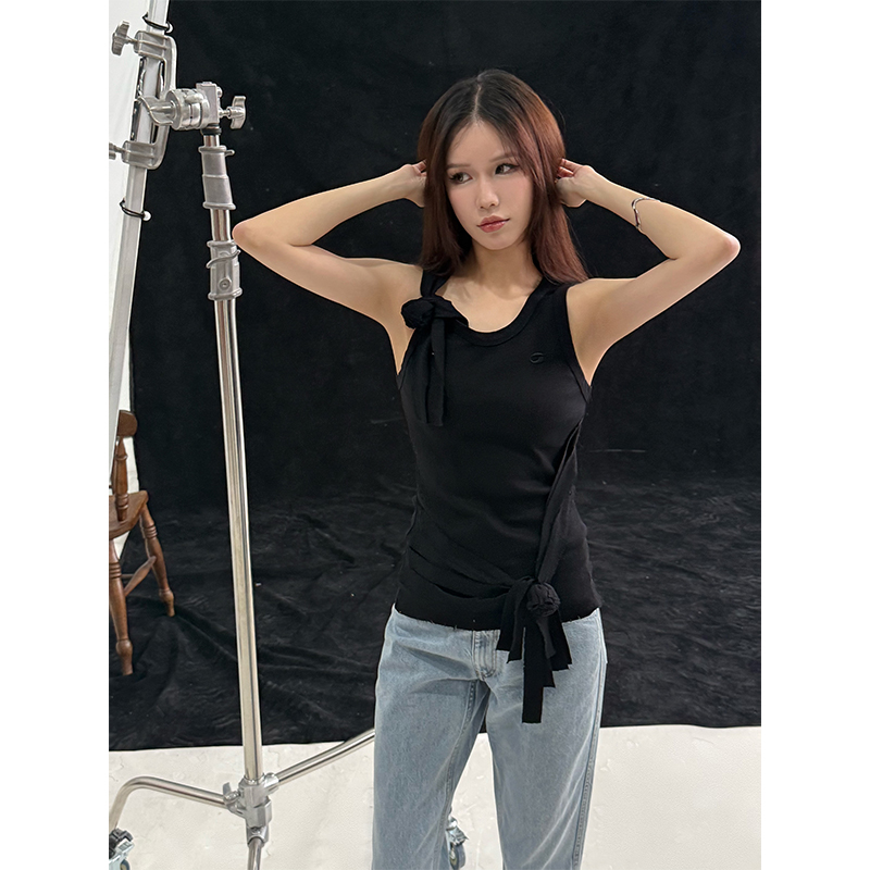 Coperni 玫瑰造型无袖背心 /不支持七天无理由退换