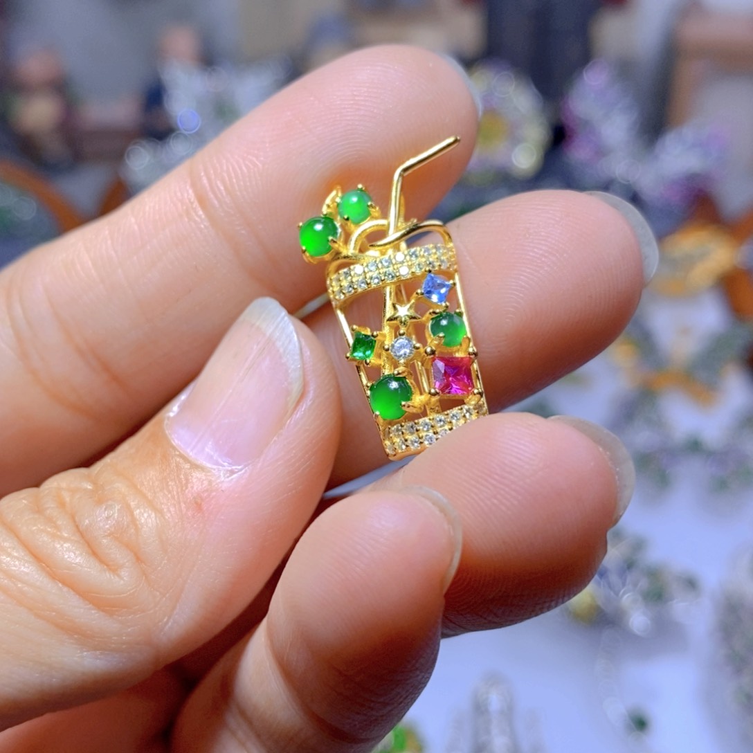 翡翠耳钉银S925镶嵌天然翡翠