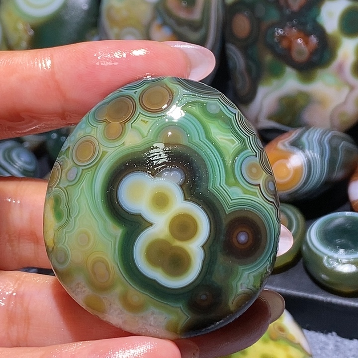 玛瑙/玉髓未镶嵌珠宝奇石87