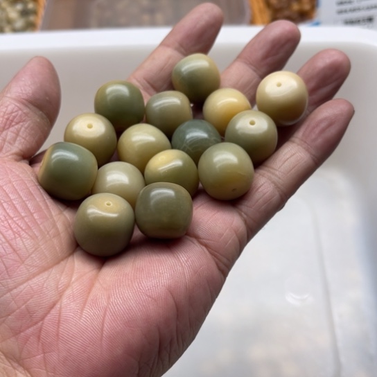 吊坠白玉菩提瑕疵17青提桶珠15颗