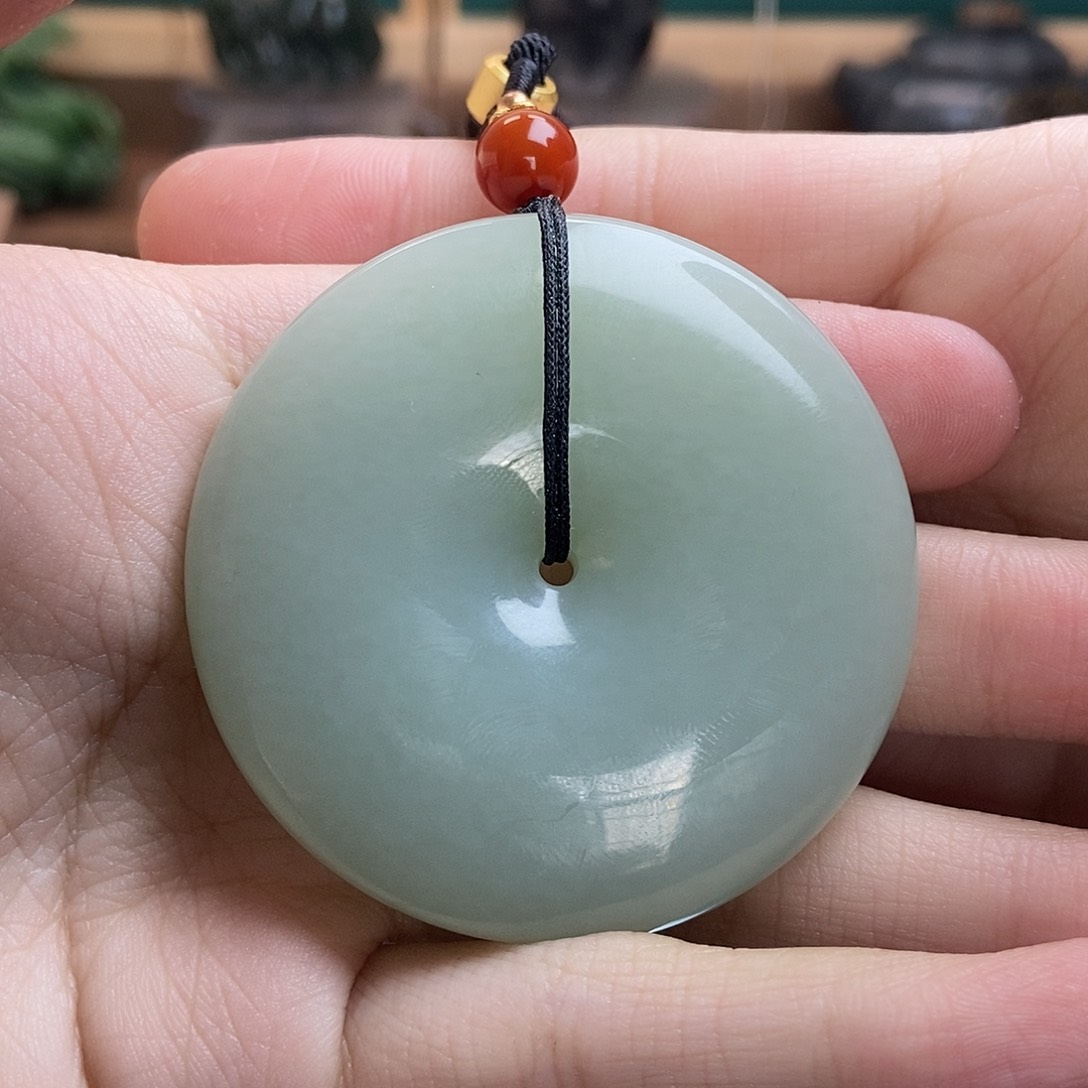 和田玉（糖玉）颈饰未镶嵌