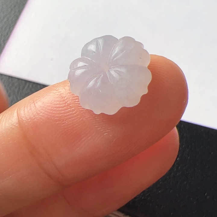定制翡翠未镶嵌自然光