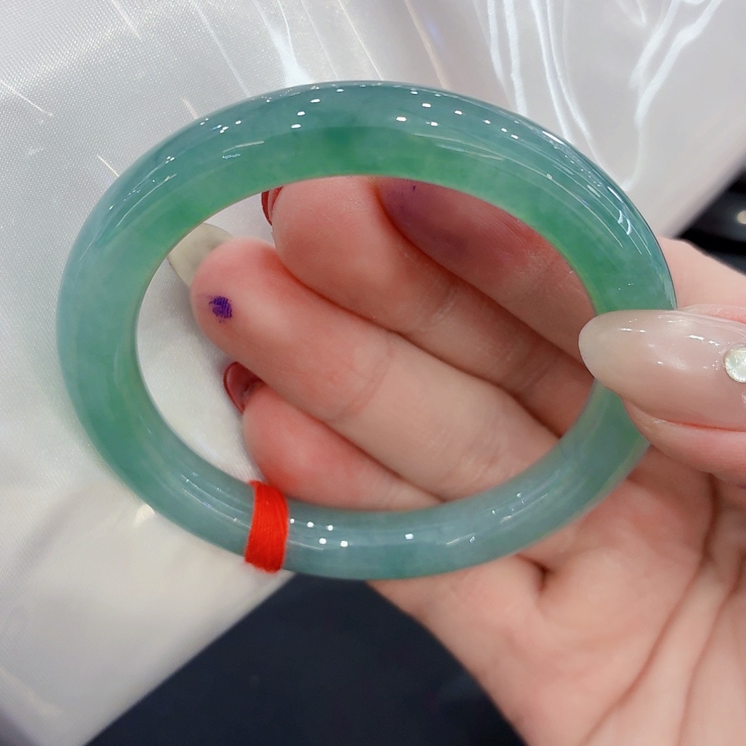 翡翠未镶嵌手镯翡翠52-54圈口（强推）