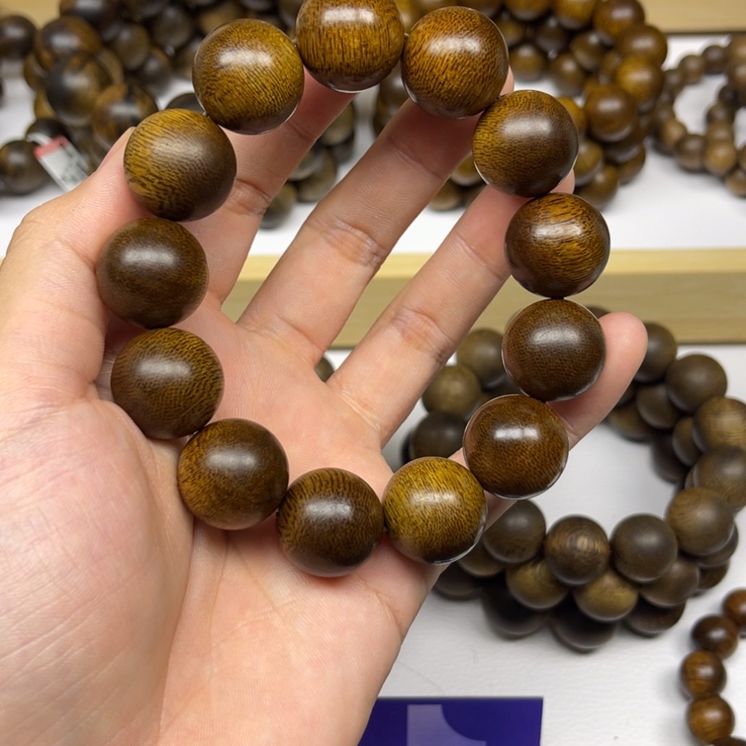 ****客沉香手串越南芽庄黄棋楠1.8