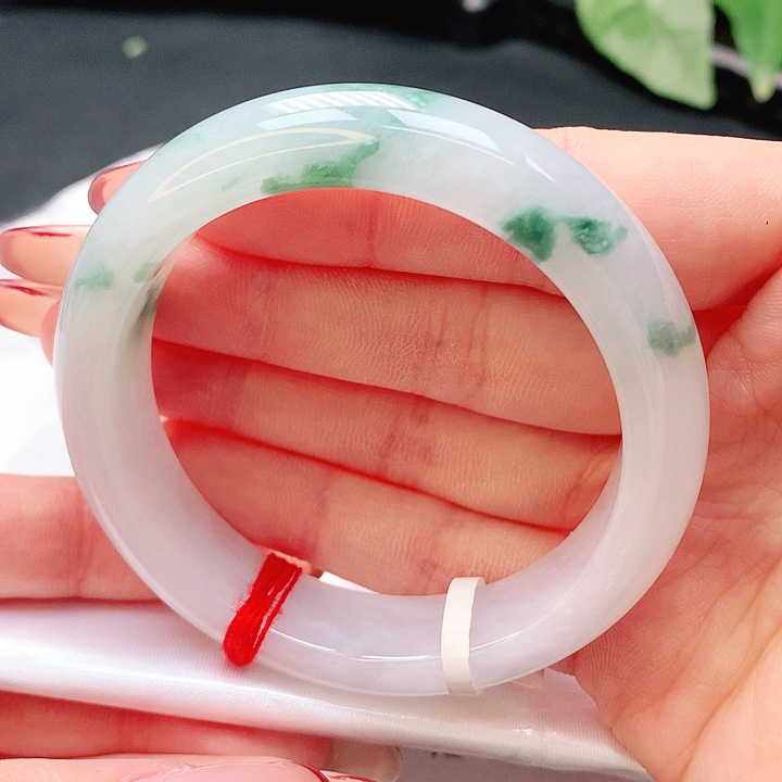 翡翠手镯未镶嵌53正圈