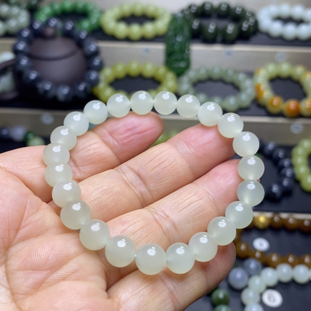 和田玉未镶嵌手串