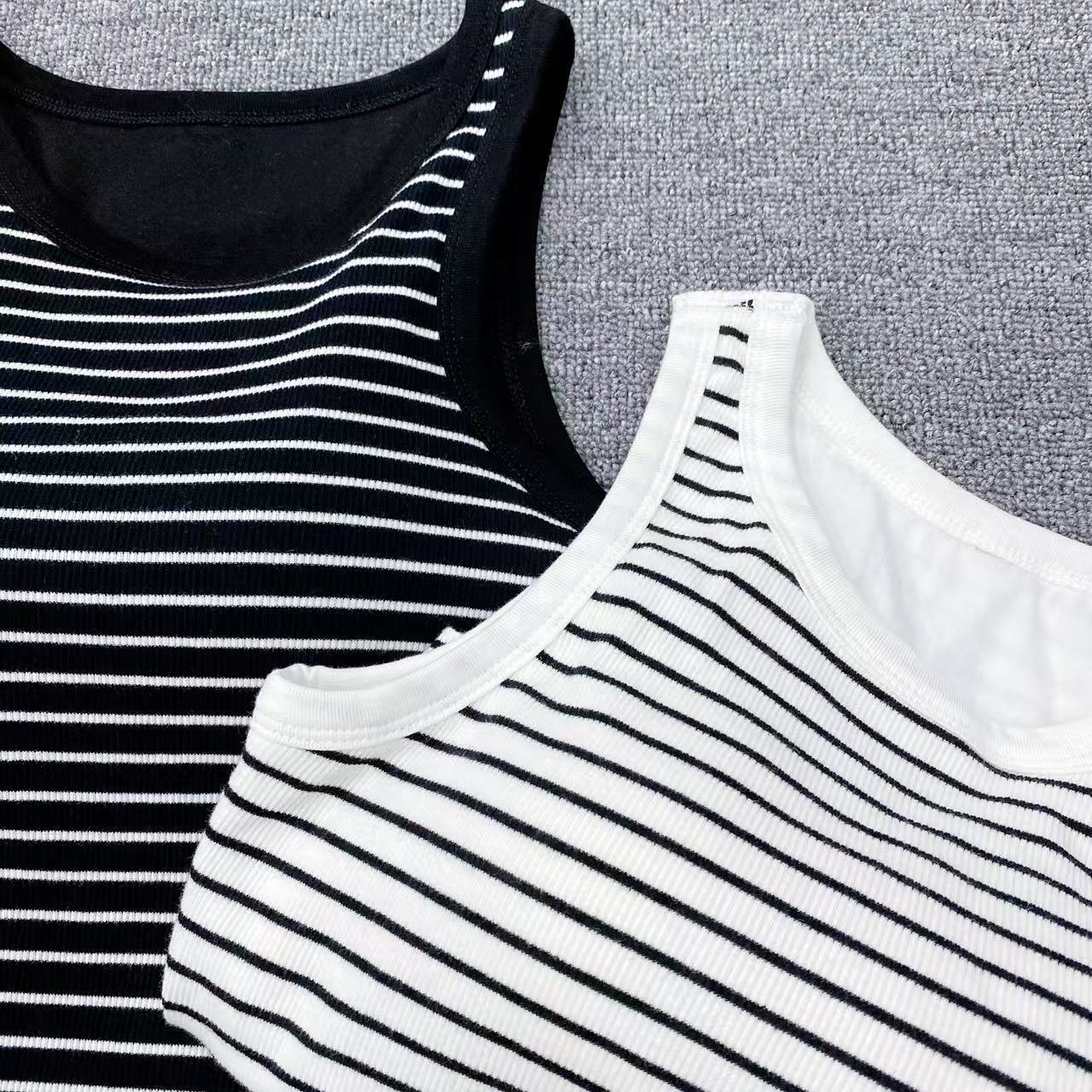 女装条纹戴胸垫背心