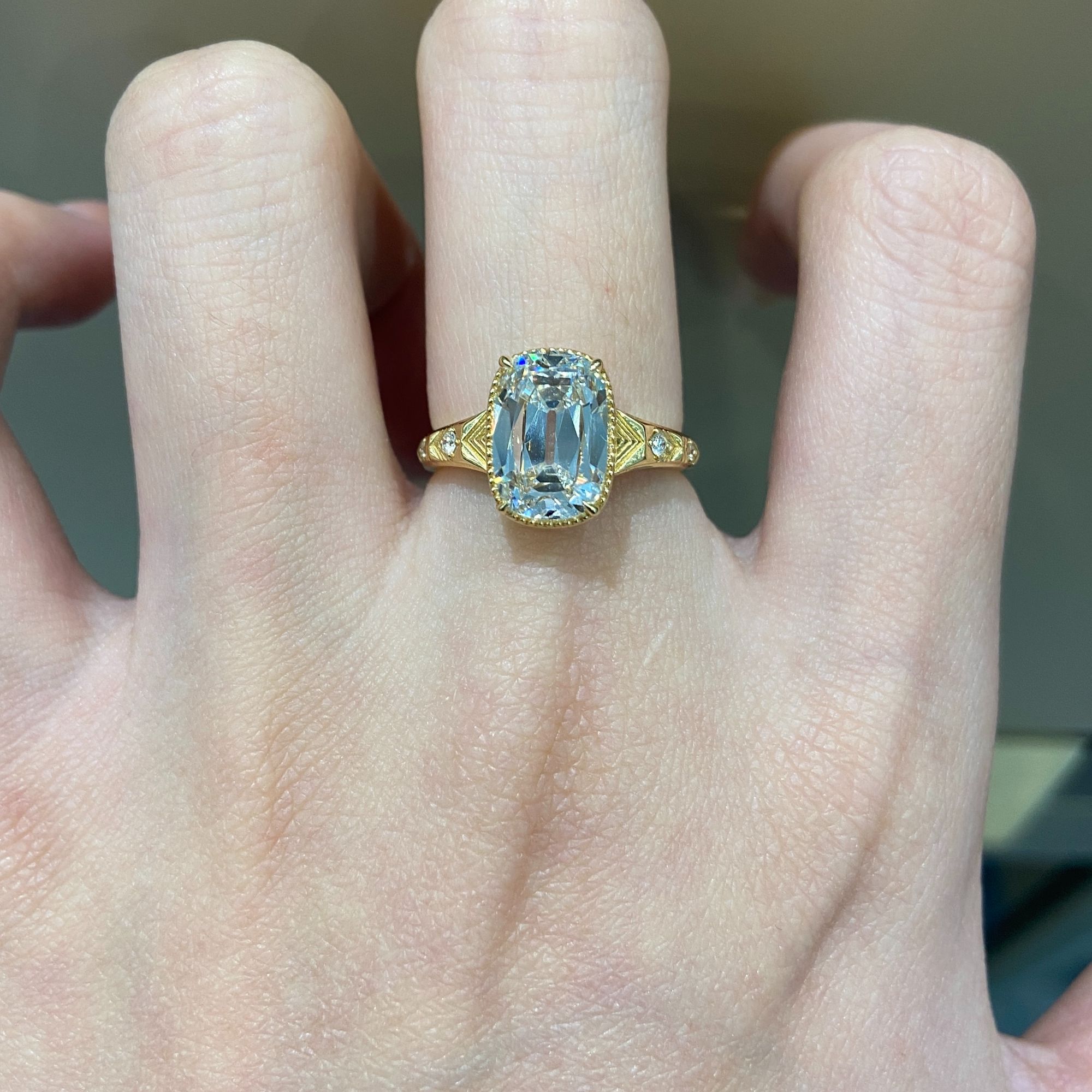 实验室培育钻石K黄霉霉同款老矿切独特高级欧美风求婚求婚钻戒