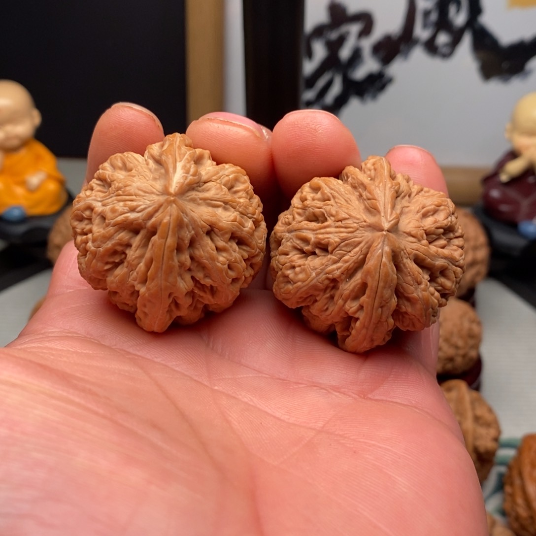 文玩核桃把件麒**视39大粗筋