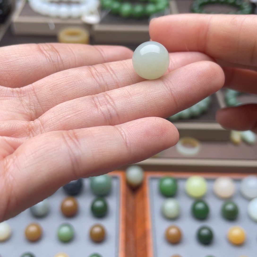 和田玉未镶嵌手链12