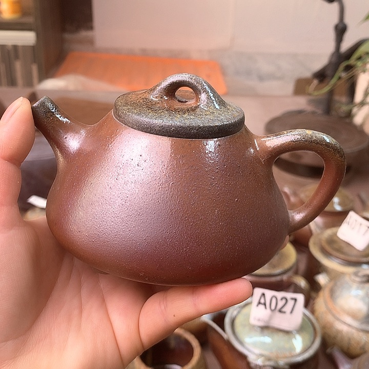 紫砂茶壶纯自然高温无釉裸柴烧
