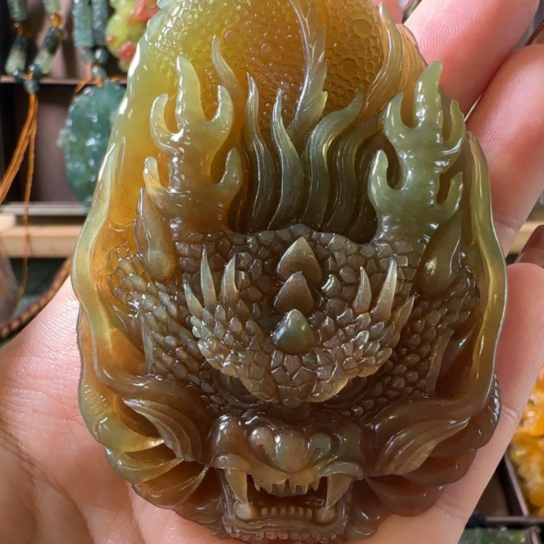 蛇纹石玉合金颈饰