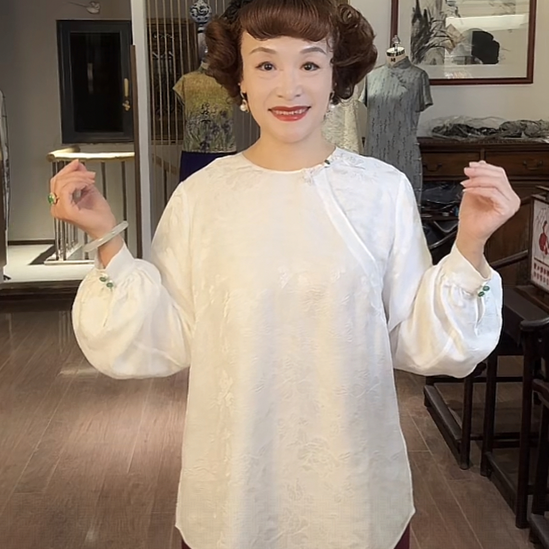白色牡丹花花罗圆领长袖衬衣