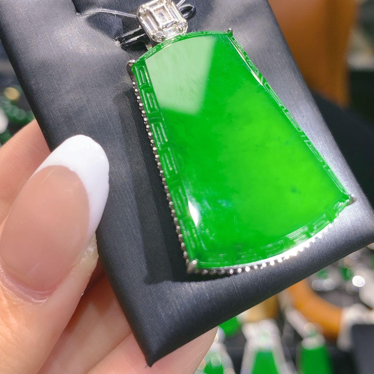 【闪购商品】翡翠银S925镶嵌颈饰4柒姐