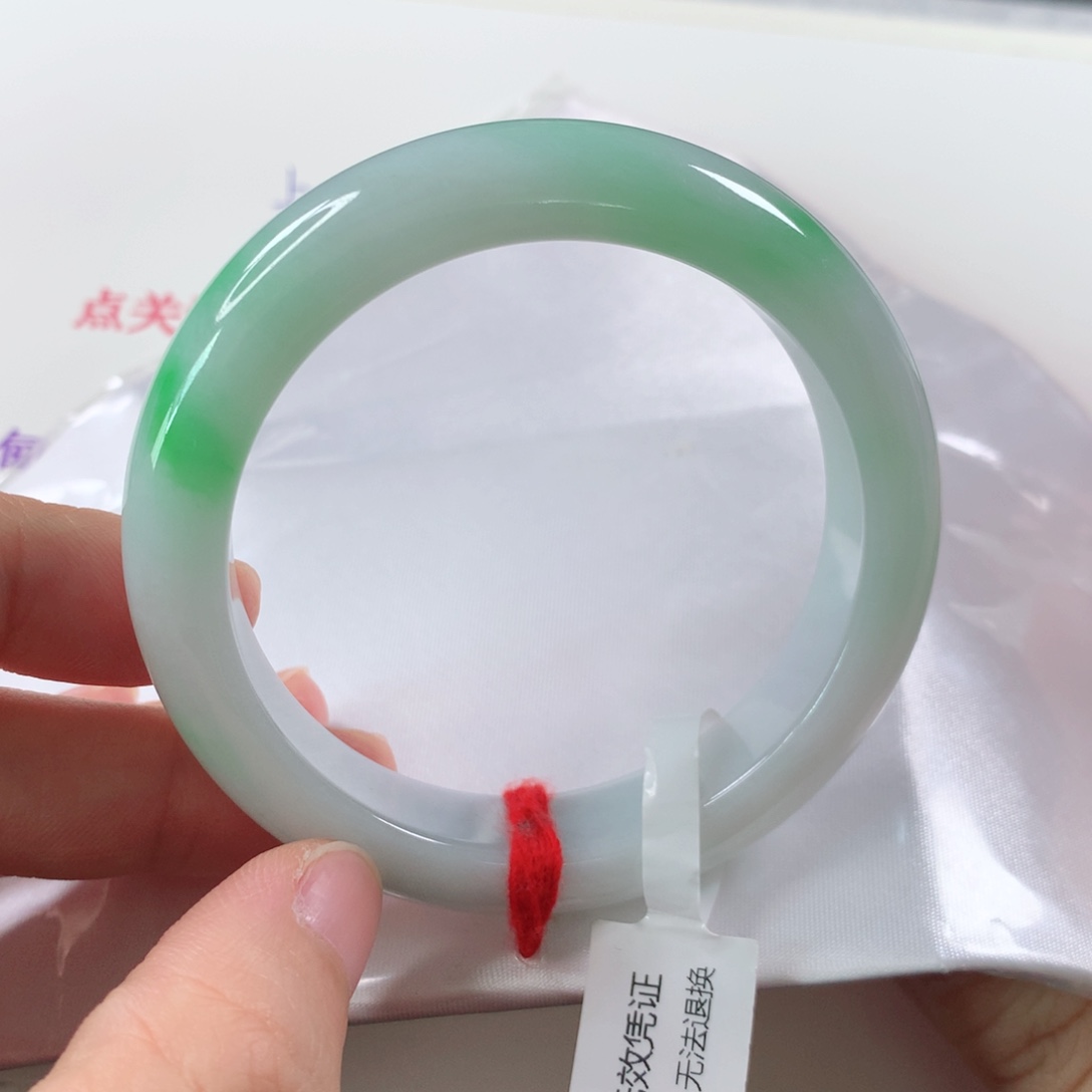未镶嵌手镯翡翠 需包容裂纹274