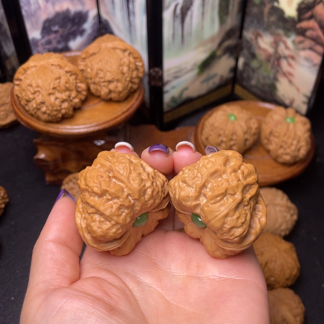 文玩核桃把件42.5蛤蟆头