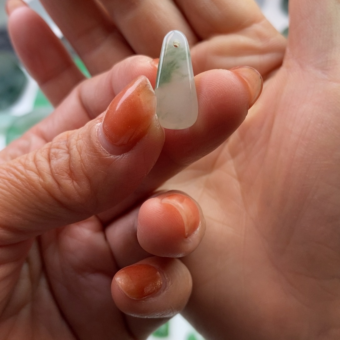 翡翠挂件未镶嵌天然翡翠