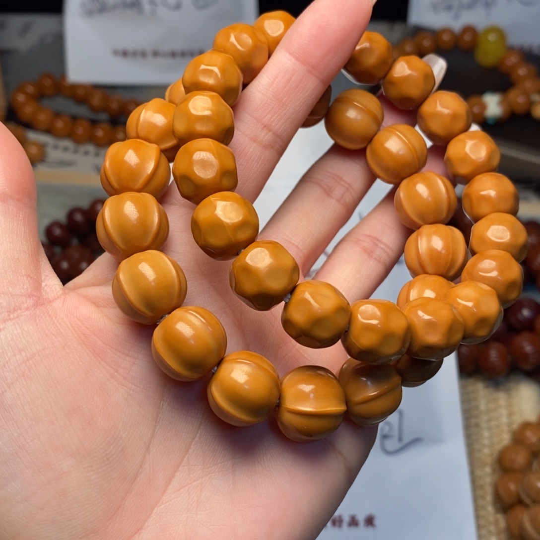 猴头核桃手串奶酪鲨鱼