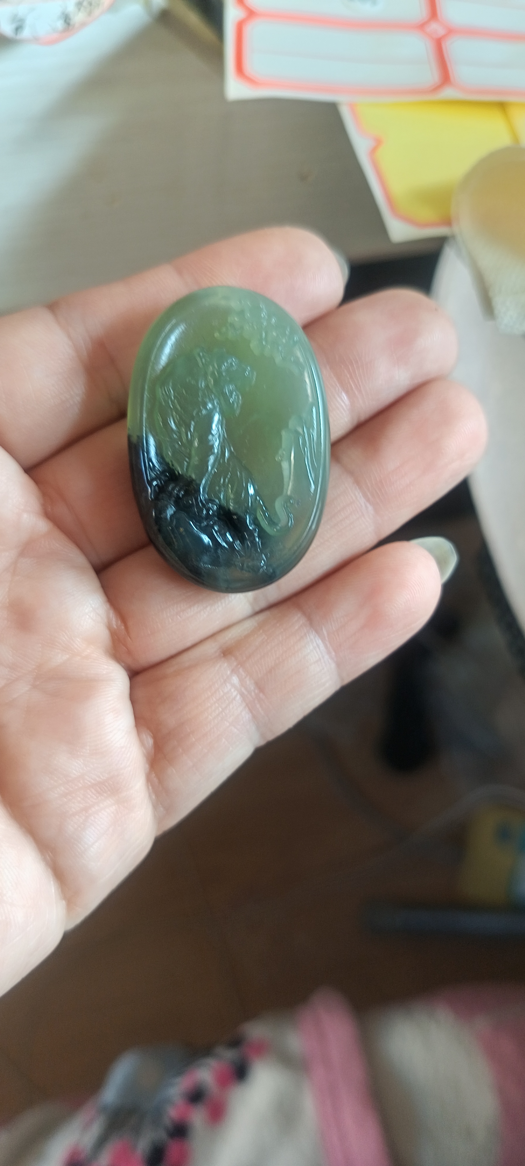 天然岫玉吊坠老虎