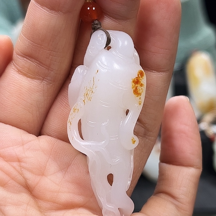 和田玉颈饰未镶嵌