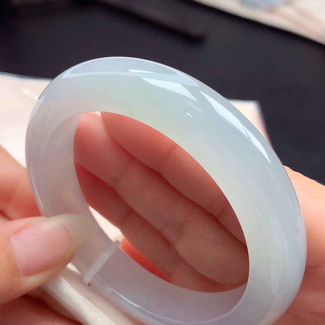 翡翠未镶嵌手镯53.8圈口