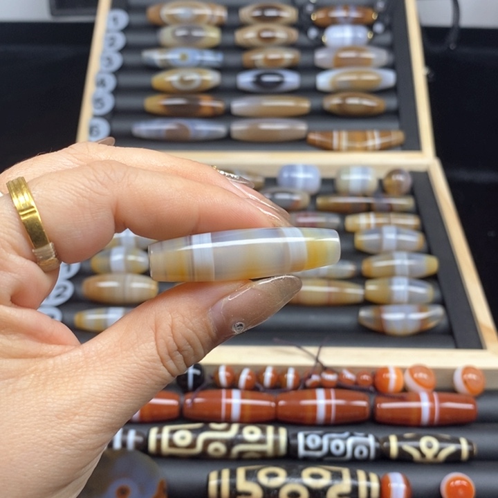 玛瑙/玉髓珠宝奇石未镶嵌