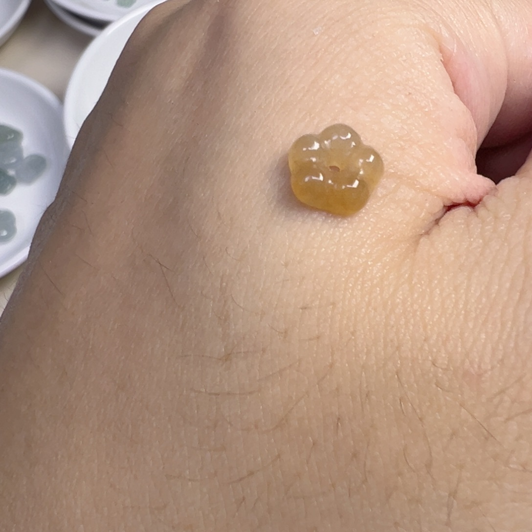 ****-翡翠散珠花花一朵