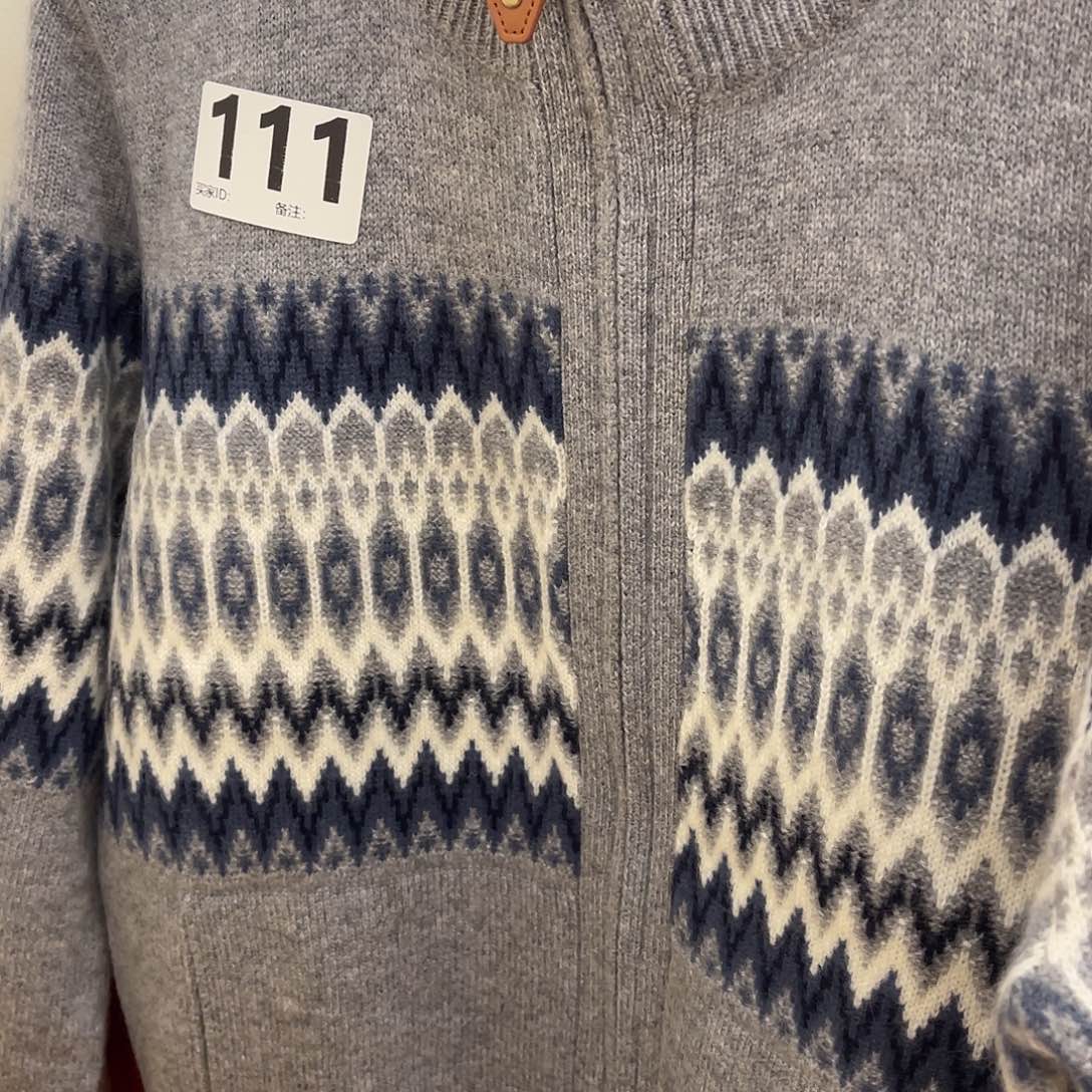 Y***T高货孤品111费尔岛开衫，灰色