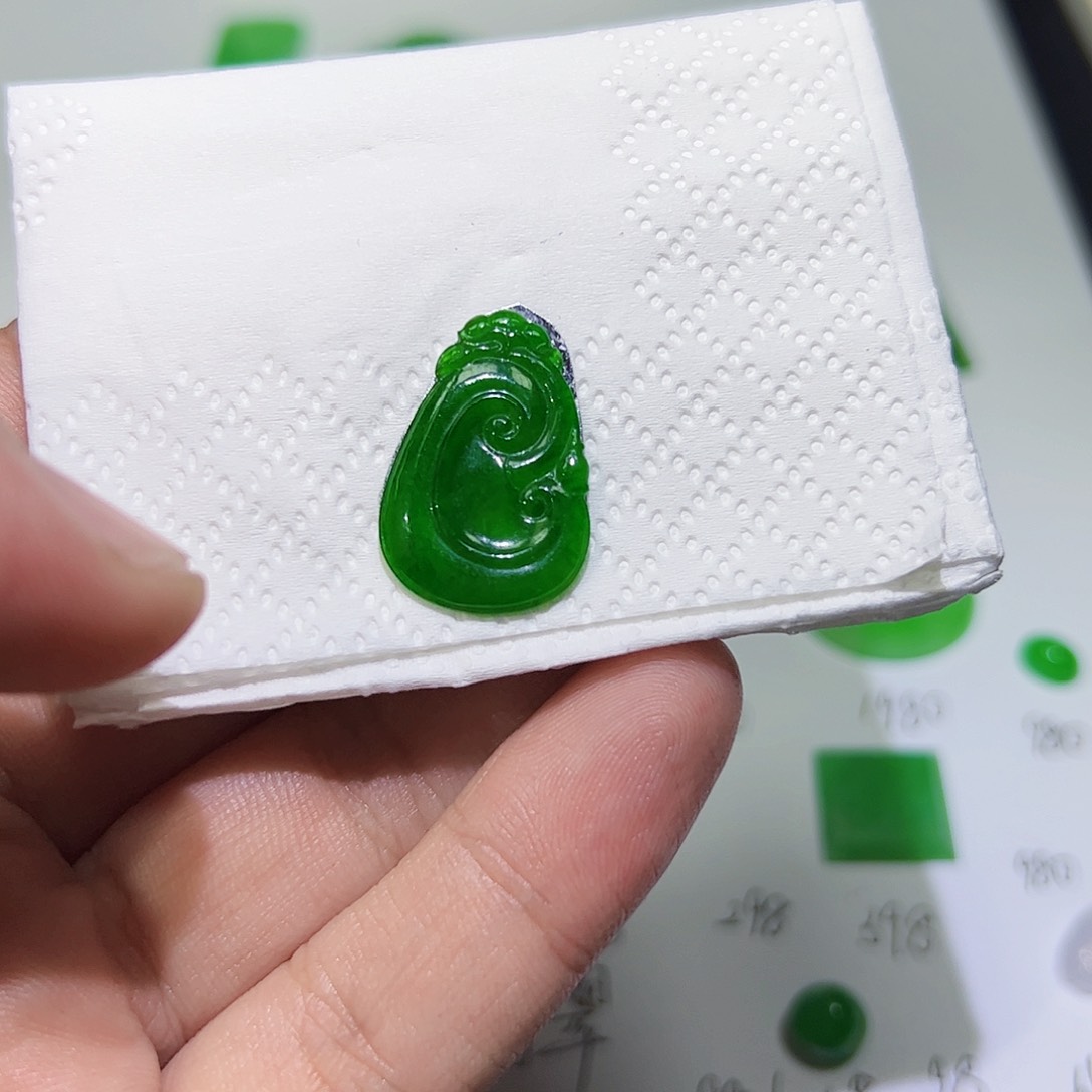 裸石翡翠～**贵天然缅甸A货翡翠