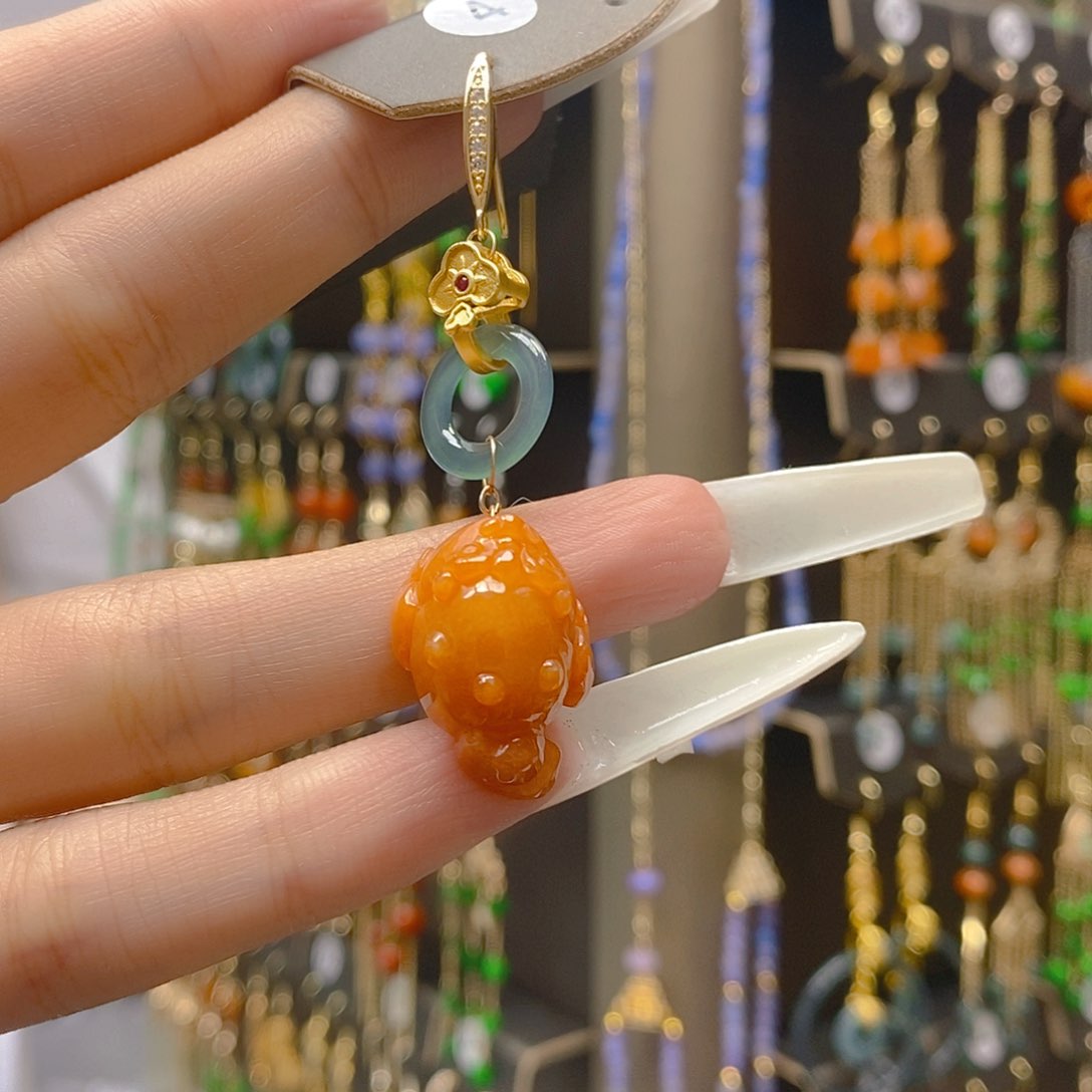 翡翠合金耳饰翡翠