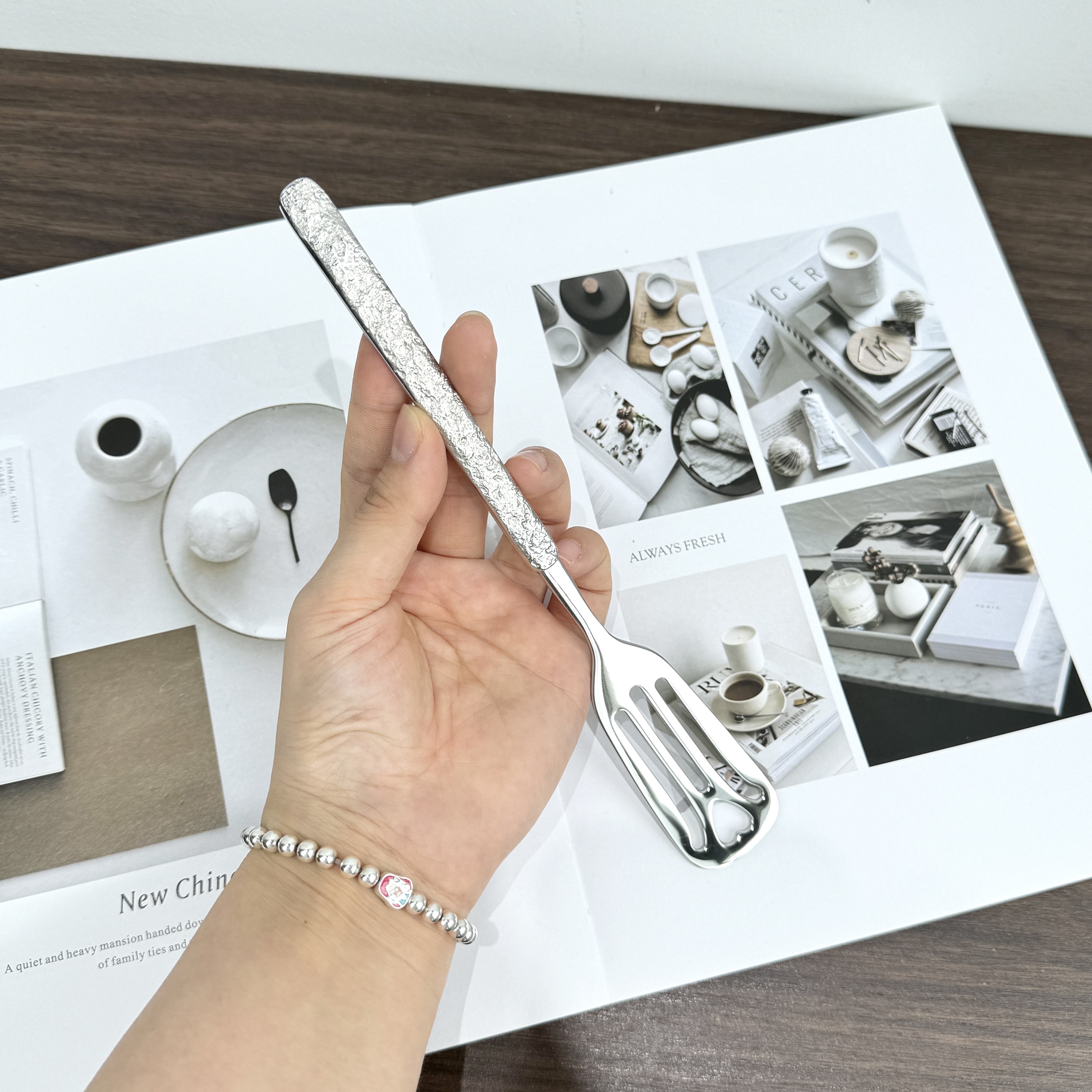 18/10不锈钢冰裂纹川字小铲长21.5cm 宽3.2cm 厚1.7mm 重53g