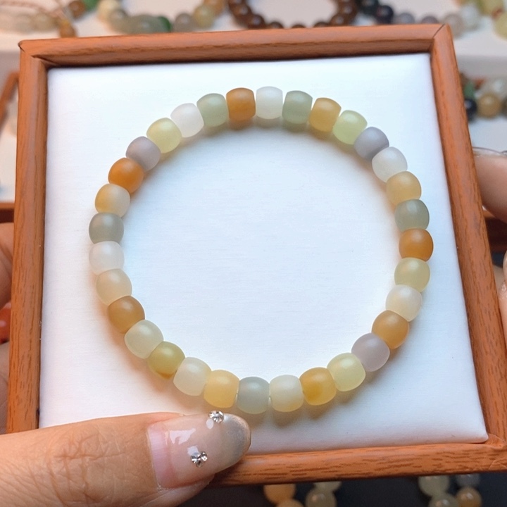 和田玉手链未镶嵌