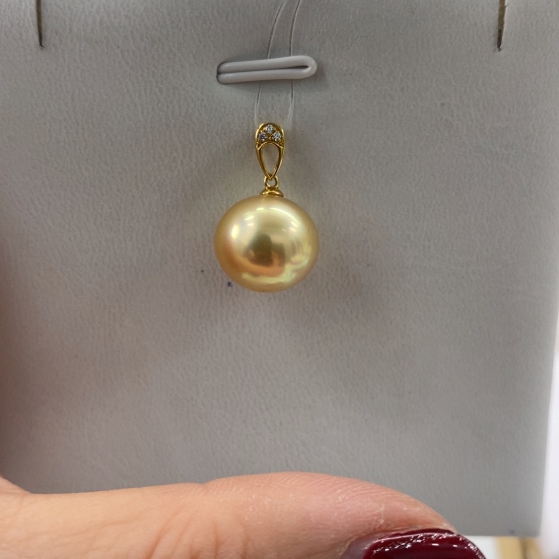 海水珍珠颈饰18K金镶嵌12-13m m