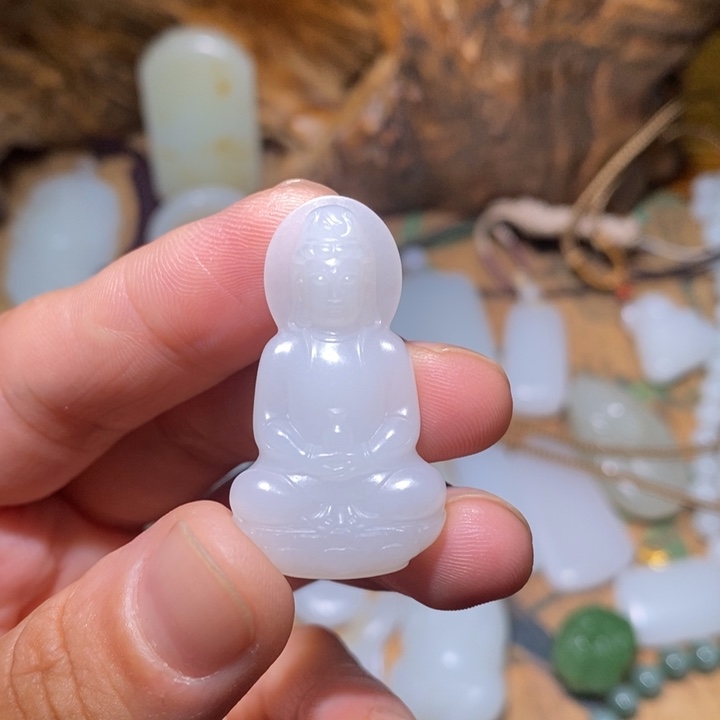 和田玉（糖玉）未镶嵌颈饰