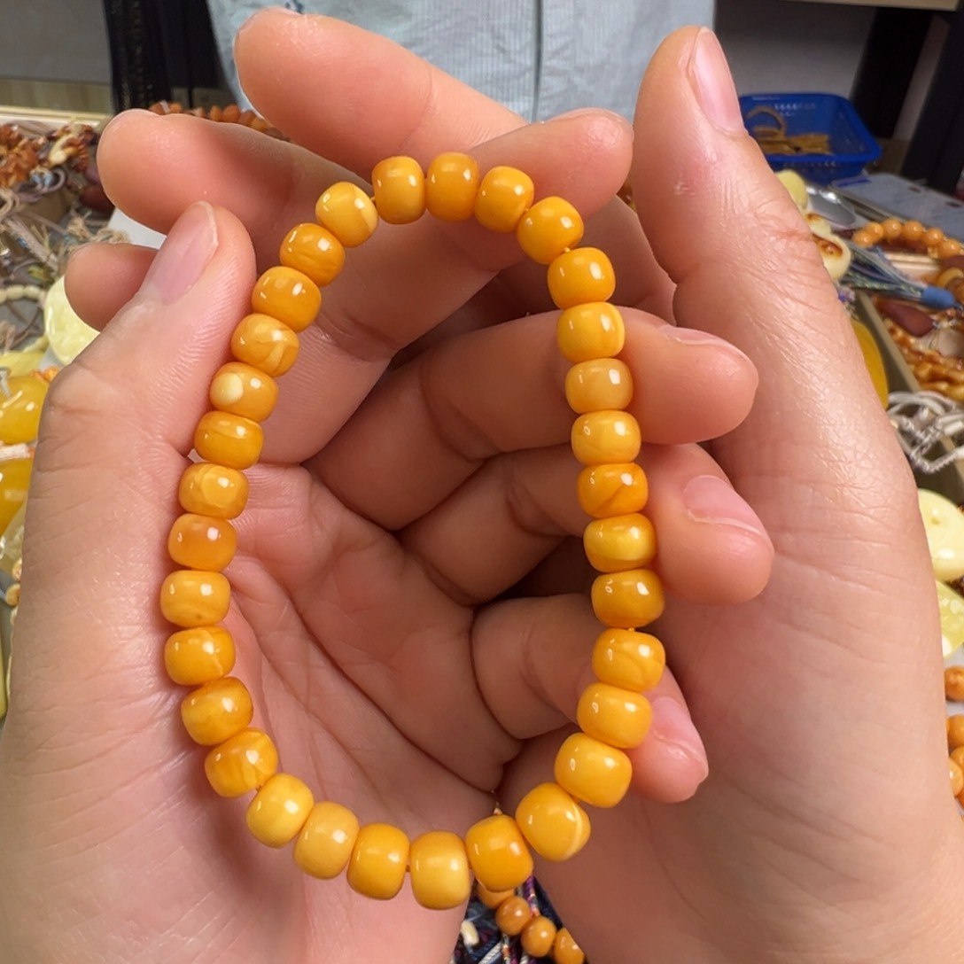 琥珀裸石未镶嵌蜜蜡