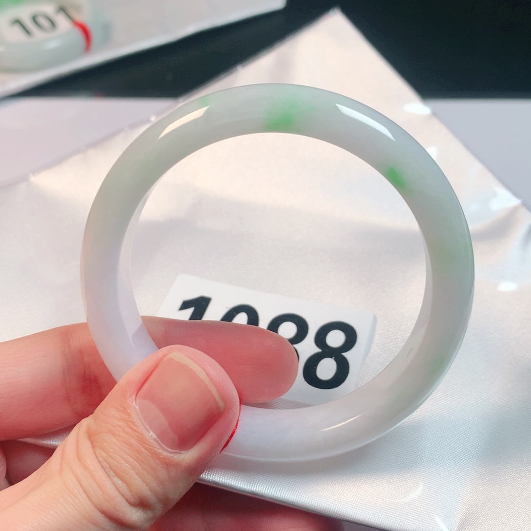 翡翠手镯未镶嵌翡翠手镯1088