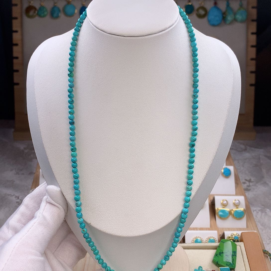 绿松石颈饰未镶嵌