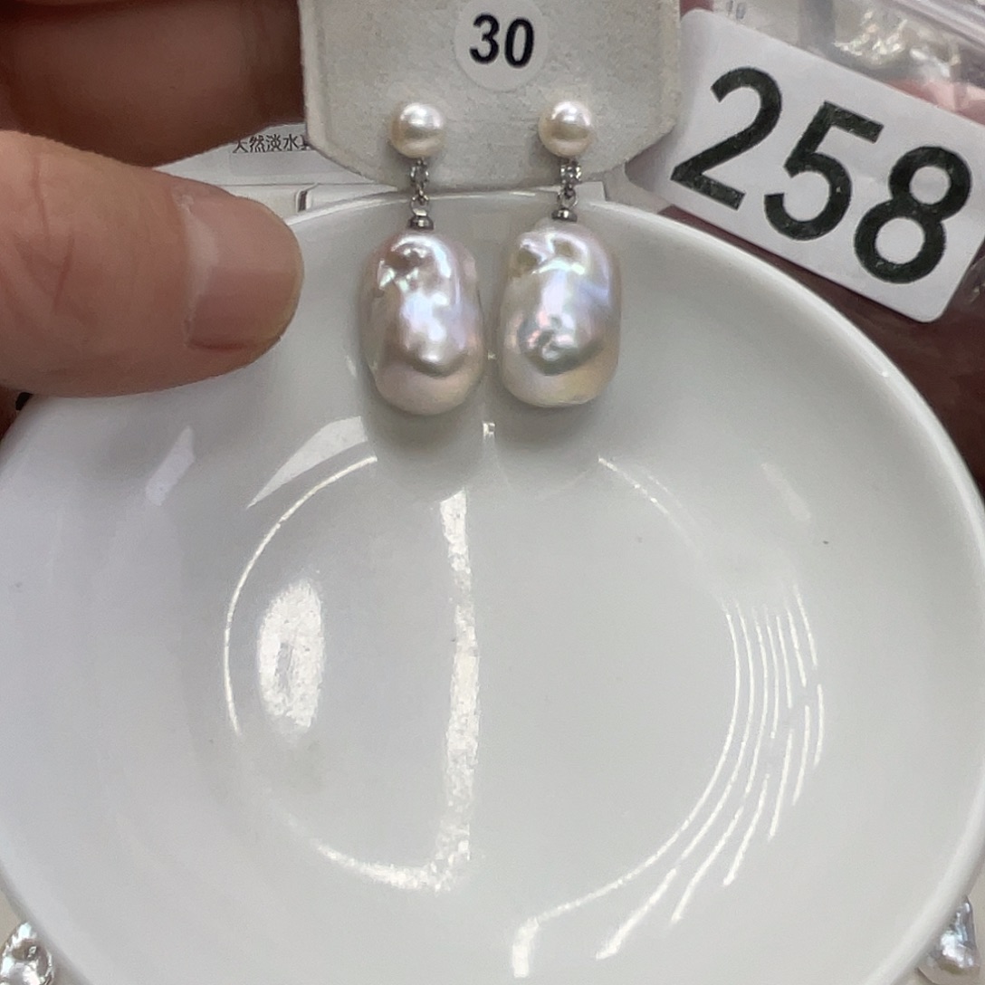 淡水珍珠颈饰未镶嵌玉*