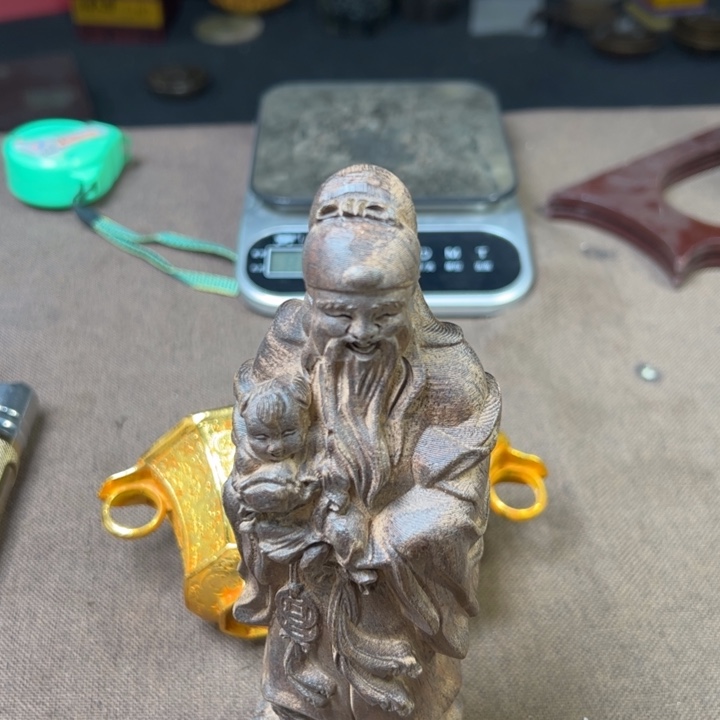 精品摆件工艺品等