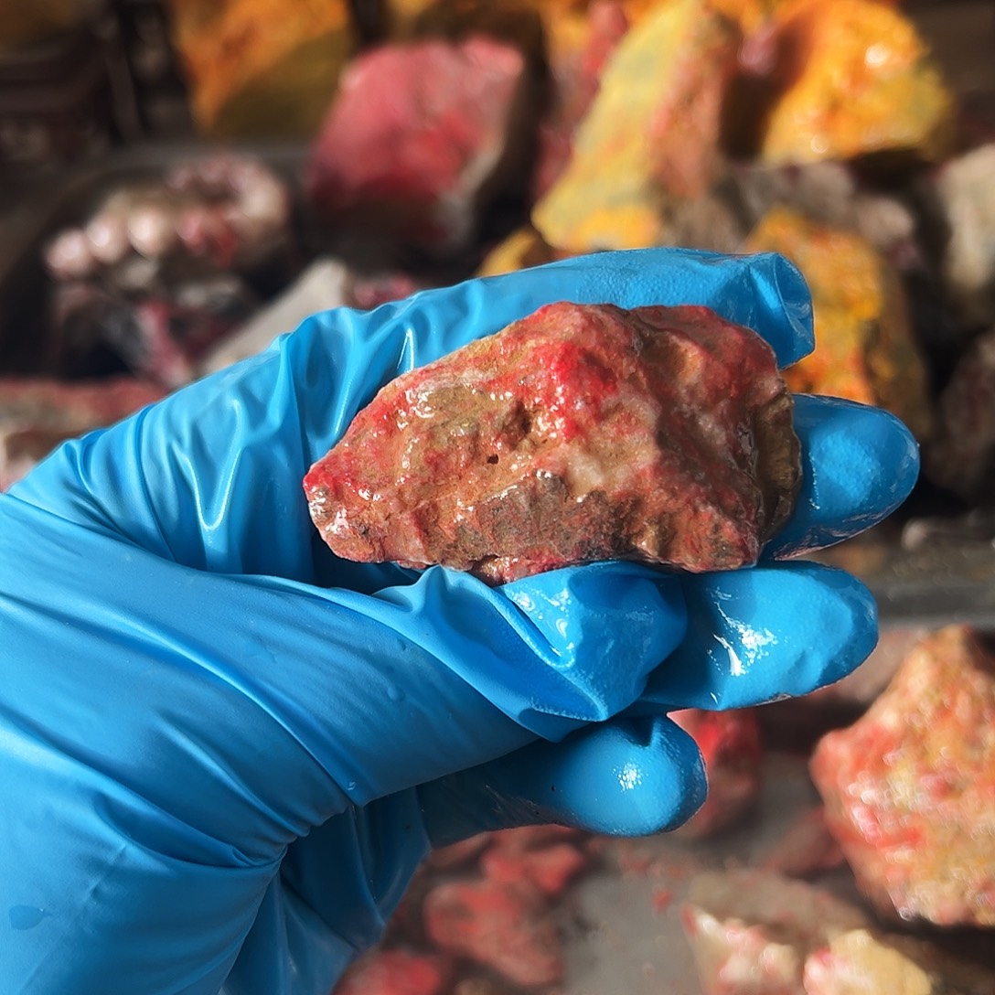 天然辰砂福利朱砂毛料