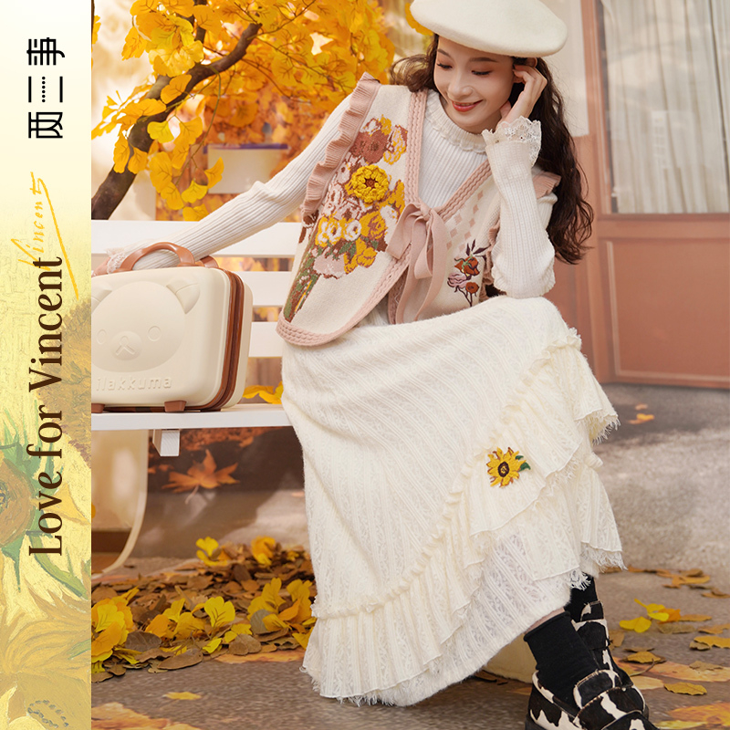 两三事梵高文艺蓝鸢仙葵立体花朵荷叶边拼接蕾丝半身裙S24DKB152