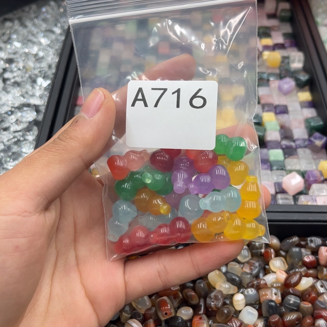 白***芷玛瑙/玉髓合金颈饰